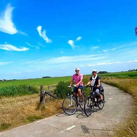 Guest house Bed En Bike Texel 3*